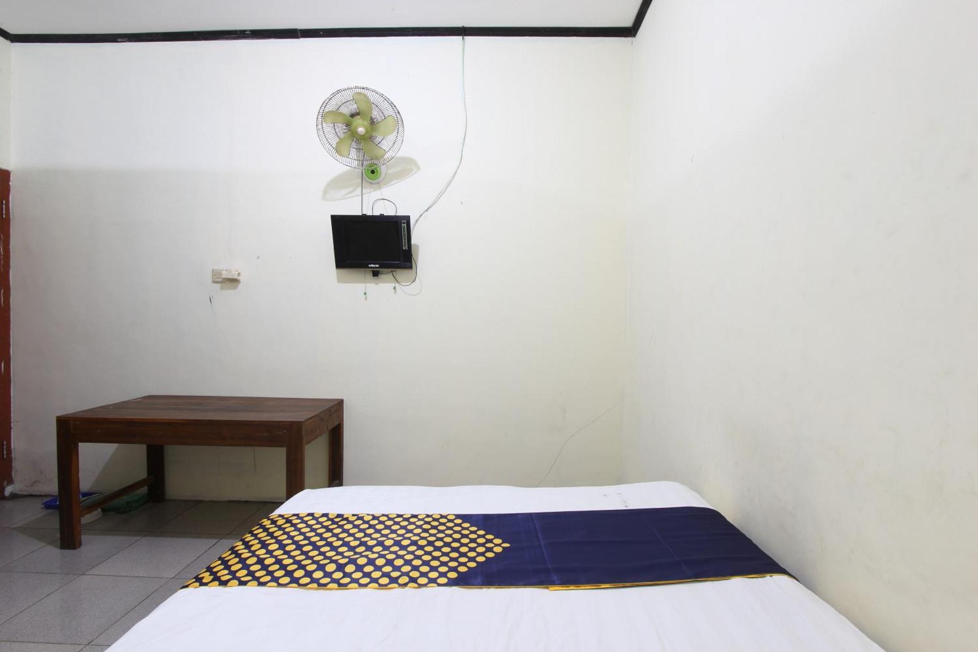 Oyo 92231 Penginapan Tanjung Alang Syariah Μακασάρ Εξωτερικό φωτογραφία